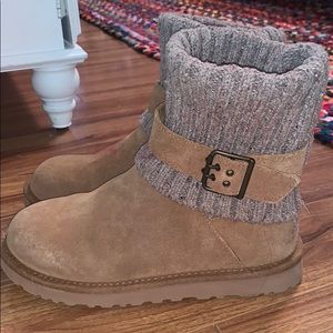 UGG Australia Cambridge Boot in “Chesnut”